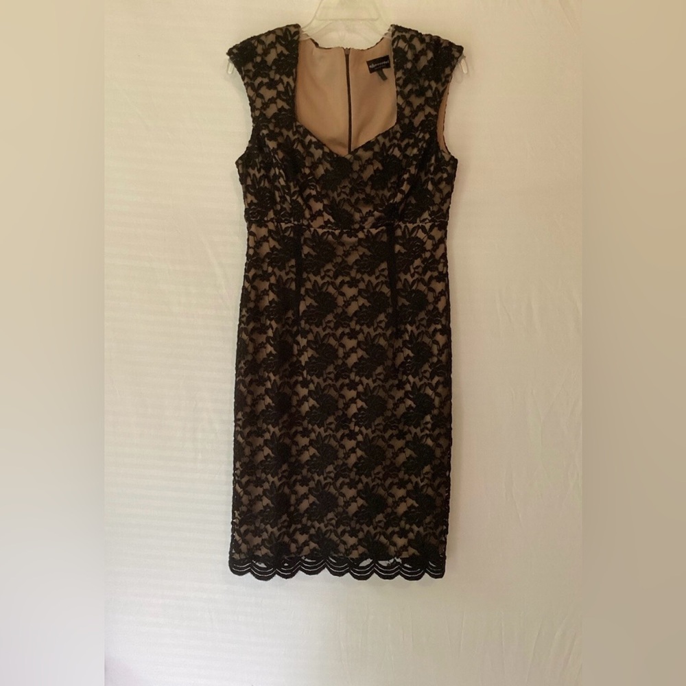 Elegant Black Lace Dress 4 petit